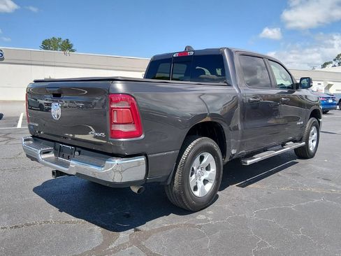 Used 2022 RAM 1500 Big Horn AWD/4WD image 4