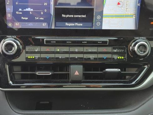 Certified 2022 Toyota Highlander Platinum image 19