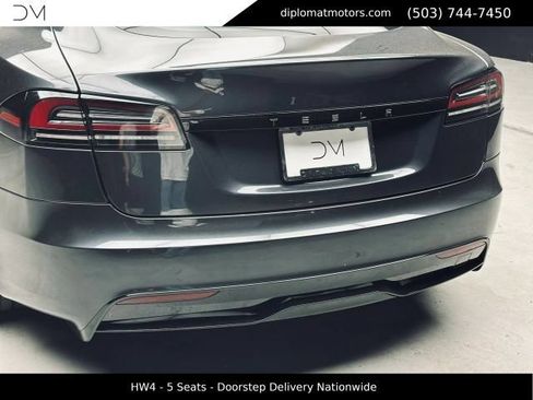 Used 2025 Tesla Model S AWD/4WD image 15