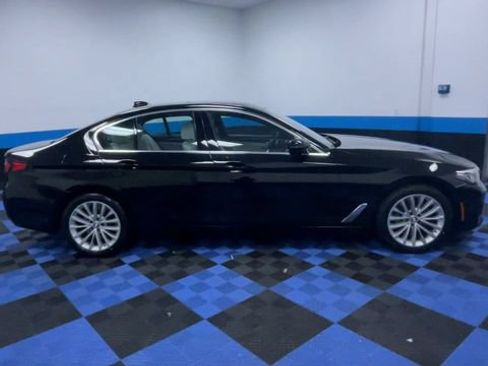 Used 2021 BMW 540i xDrive w/ Premium Package AWD/4WD image 9