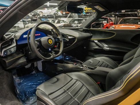 Used 2024 Ferrari SF90 Stradale AWD/4WD image 33