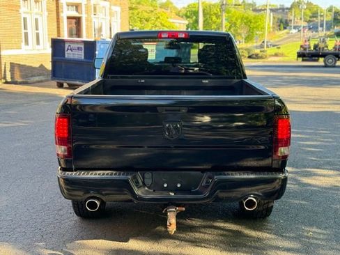 Used 2015 RAM 1500 Express w/ Black Ram 1500 Express Group AWD/4WD image 11