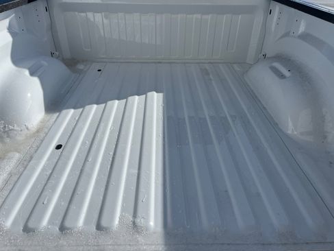 New 2026 RAM 1500 Laramie AWD/4WD image 28