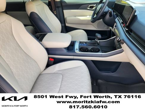 New 2026 Kia Carnival SX FWD image 10