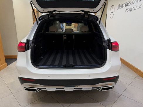 Certified 2024 Mercedes-Benz GLC 300 image 26
