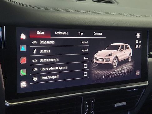 Certified 2023 Porsche Cayenne GTS AWD/4WD image 25