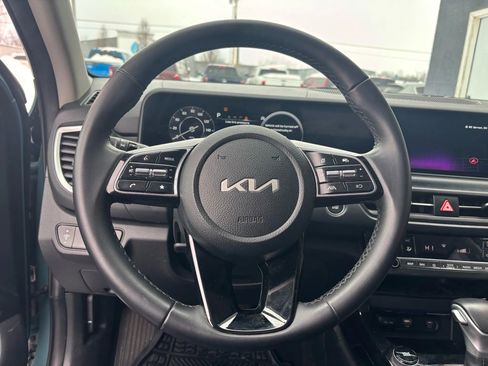 Used 2024 Kia Seltos EX image 20