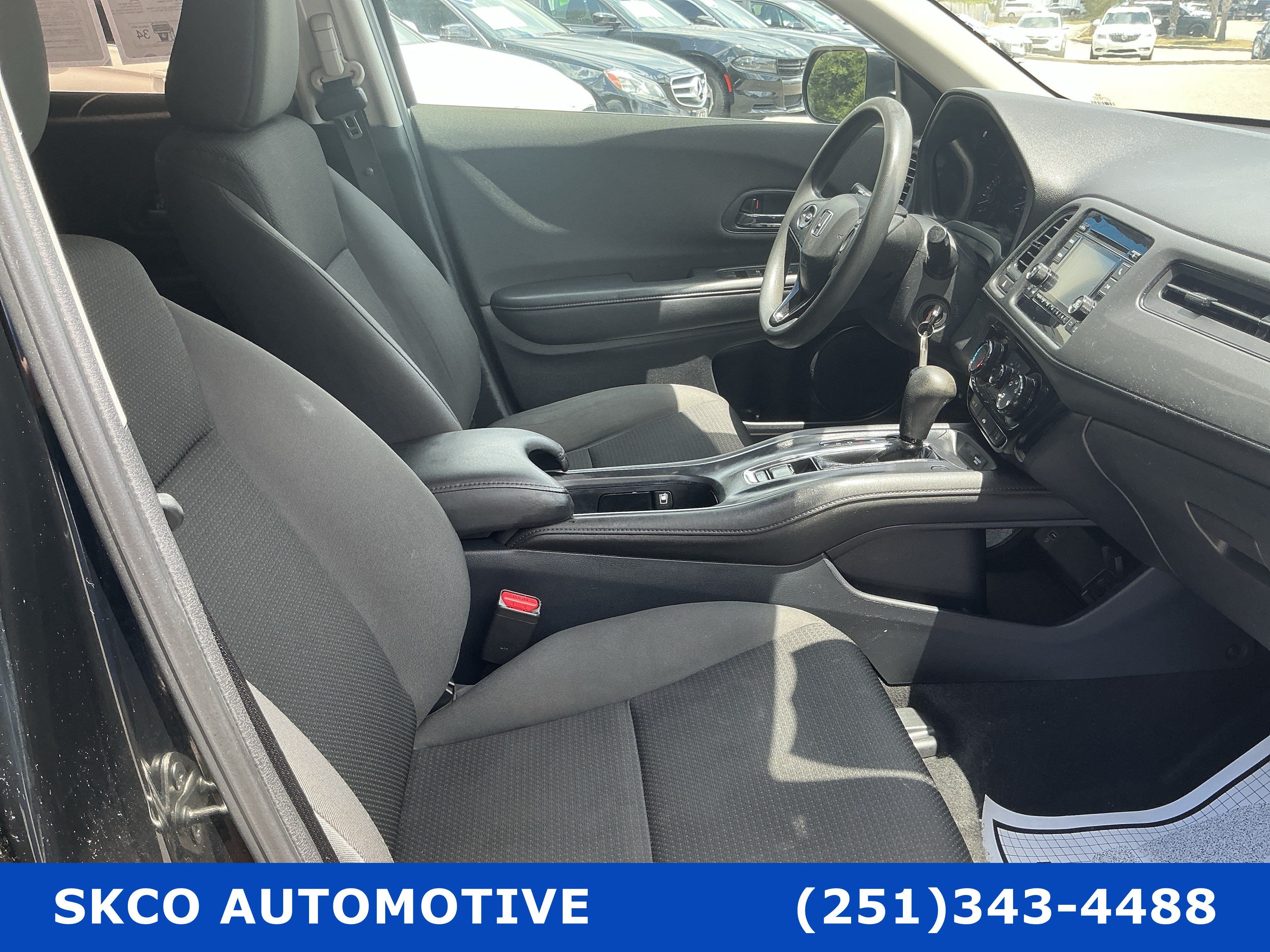 Used 2021 Honda HR-V LX image 13
