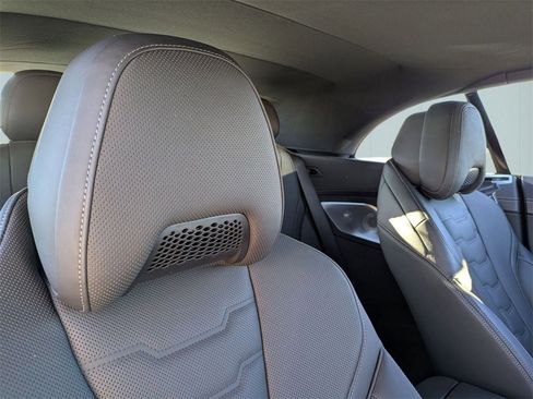 Used 2024 BMW M850i xDrive M850i xDrive image 39