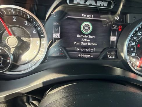 Used 2022 RAM 1500 Big Horn AWD/4WD image 7
