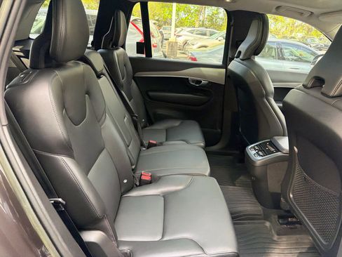Used 2023 Volvo XC90 B5 Core w/ Protection Package Premier image 22