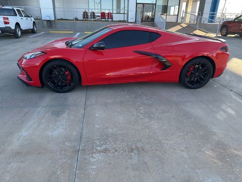 Used 2025 Chevrolet Corvette Stingray Coupe w/ 1LT image 26