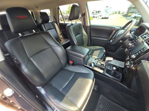Used 2021 Toyota 4Runner TRD Off-Road Premium AWD/4WD image 30