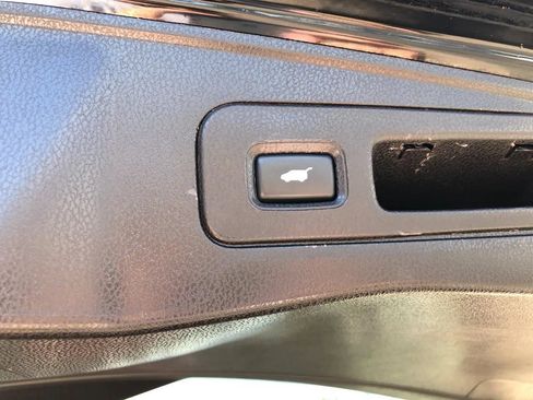 Used 2011 Acura MDX w/ Technology Package AWD/4WD image 34