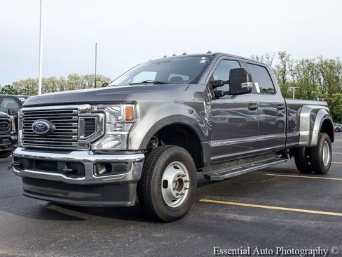 Used 2022 Ford F350 XL w/ STX Appearance Package AWD/4WD image 2