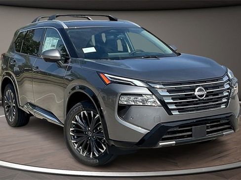 New 2026 Nissan Rogue Platinum w/ Platinum Premium Package image 2