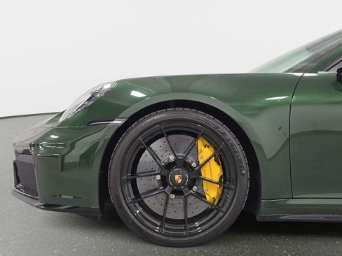 Certified 2026 Porsche 911 Targa 4 GTS AWD/4WD image 10