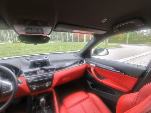 Used 2018 BMW X2 sDrive28i w/ Convenience Package FWD image 21