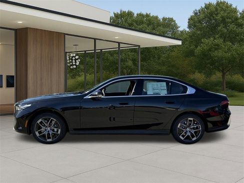 New 2026 BMW 530i w/ Premium Package image 13