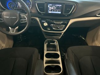 Used 2023 Chrysler Voyager LX FWD video 4
