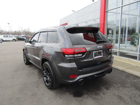 Used 2014 Jeep Grand Cherokee SRT image 8