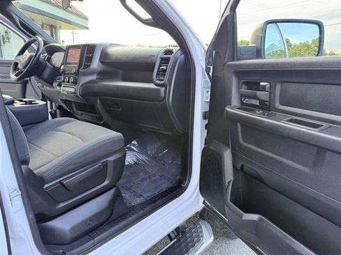 Used 2022 RAM 2500 Tradesman AWD/4WD image 11