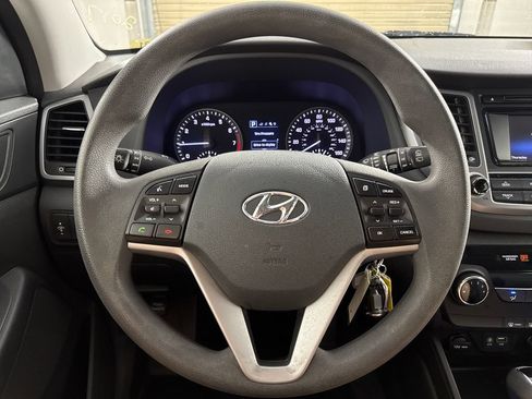 Used 2017 Hyundai Tucson SE FWD image 14