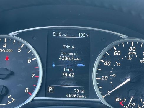 Used 2016 Nissan Sentra SV FWD image 19