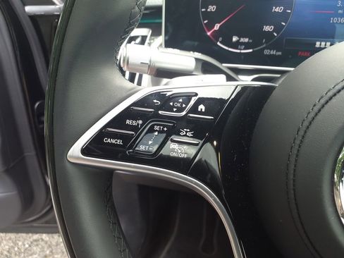 Certified 2024 Mercedes-Benz S 580 4MATIC Sedan image 25