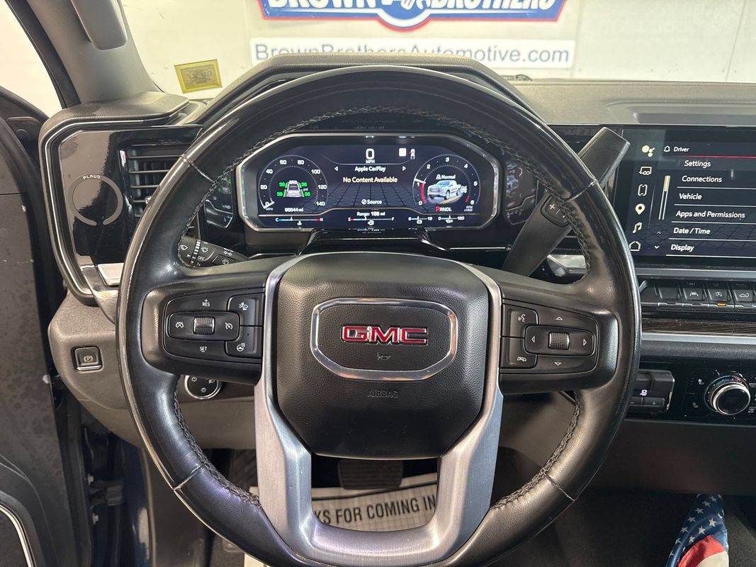 Used 2023 GMC Sierra 1500 SLE AWD/4WD image 16