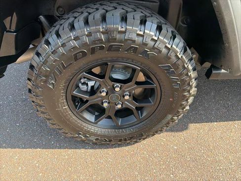 Certified 2025 Jeep Wrangler Unlimited Sport S 4xe AWD/4WD image 17