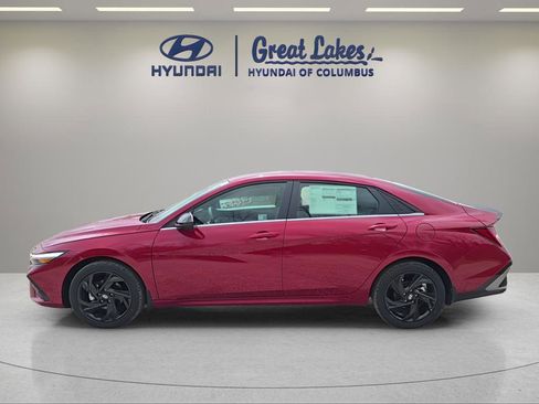 New 2026 Hyundai Elantra SEL Sport Premium FWD image 3