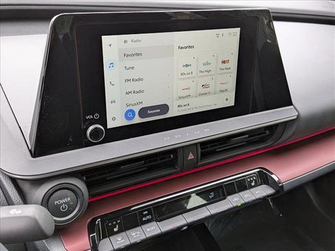 Used 2025 Toyota Prius XSE image 14