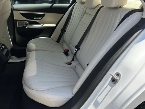 Certified 2024 Mercedes-Benz E 350 4MATIC Sedan image 30