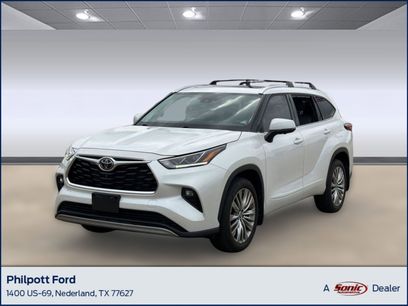 Used 2023 Toyota Highlander Platinum
