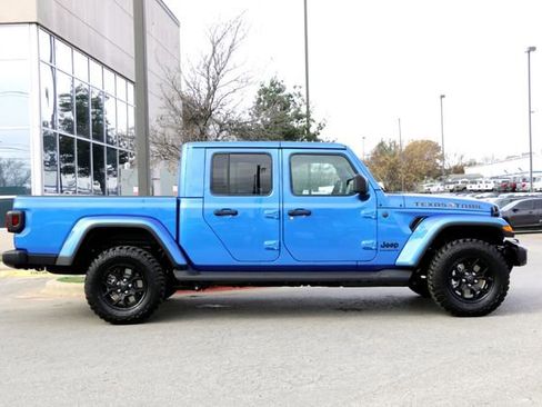 New 2026 Jeep Gladiator Sport image 4