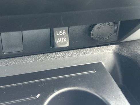 Used 2016 Toyota Tundra SR5 AWD/4WD image 36