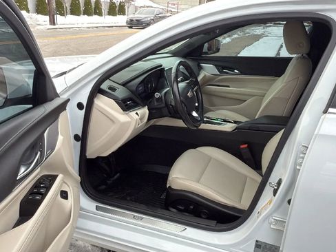 Used 2021 Cadillac CT4 Luxury w/ Sun And Sound Package image 22