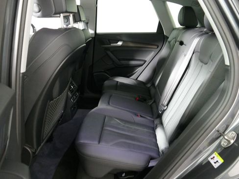 Used 2023 Audi Q5 e Premium Plus w/ Premium Plus Package AWD/4WD image 4