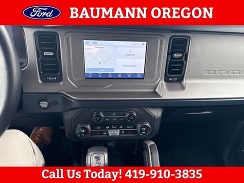 Used 2023 Ford Bronco Outer Banks AWD/4WD image 14