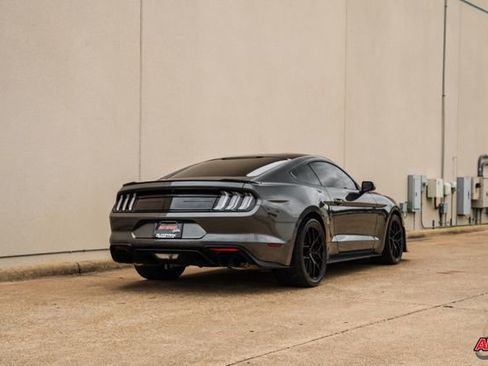 Used 2018 Ford Mustang GT w/ Black Accent Pkg RWD image 54
