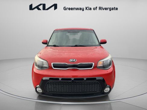 Used 2016 Kia Soul + image 2