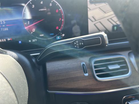 Certified 2025 Mercedes-Benz GLE 350 350 image 26