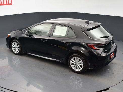 Used 2024 Toyota Corolla SE w/ SE Package image 20