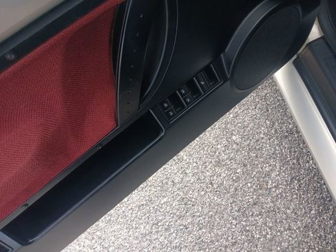 Used 2009 Volkswagen Beetle Blush image 11