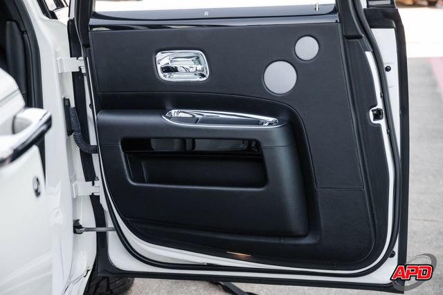 Used 2017 Rolls-Royce Ghost RWD image 85