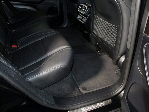 Used 2022 Mercedes-Benz GLE 350 4MATIC image 35