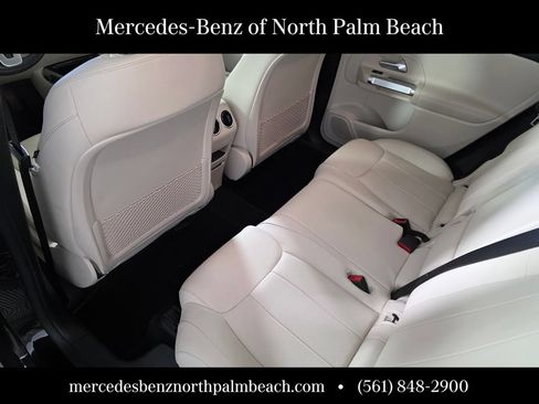 Used 2023 Mercedes-Benz GLB 250 image 15