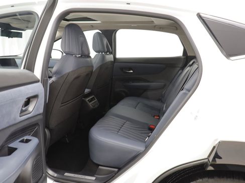 Used 2024 Nissan Ariya PLATINUM+ image 14