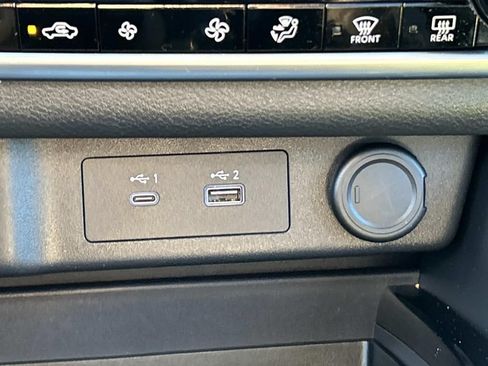 Certified 2023 Nissan Rogue SV w/ SV Premium B Package AWD/4WD image 25